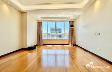 Spacious 4 bedrooms with nice view Edifice Jiangsu road